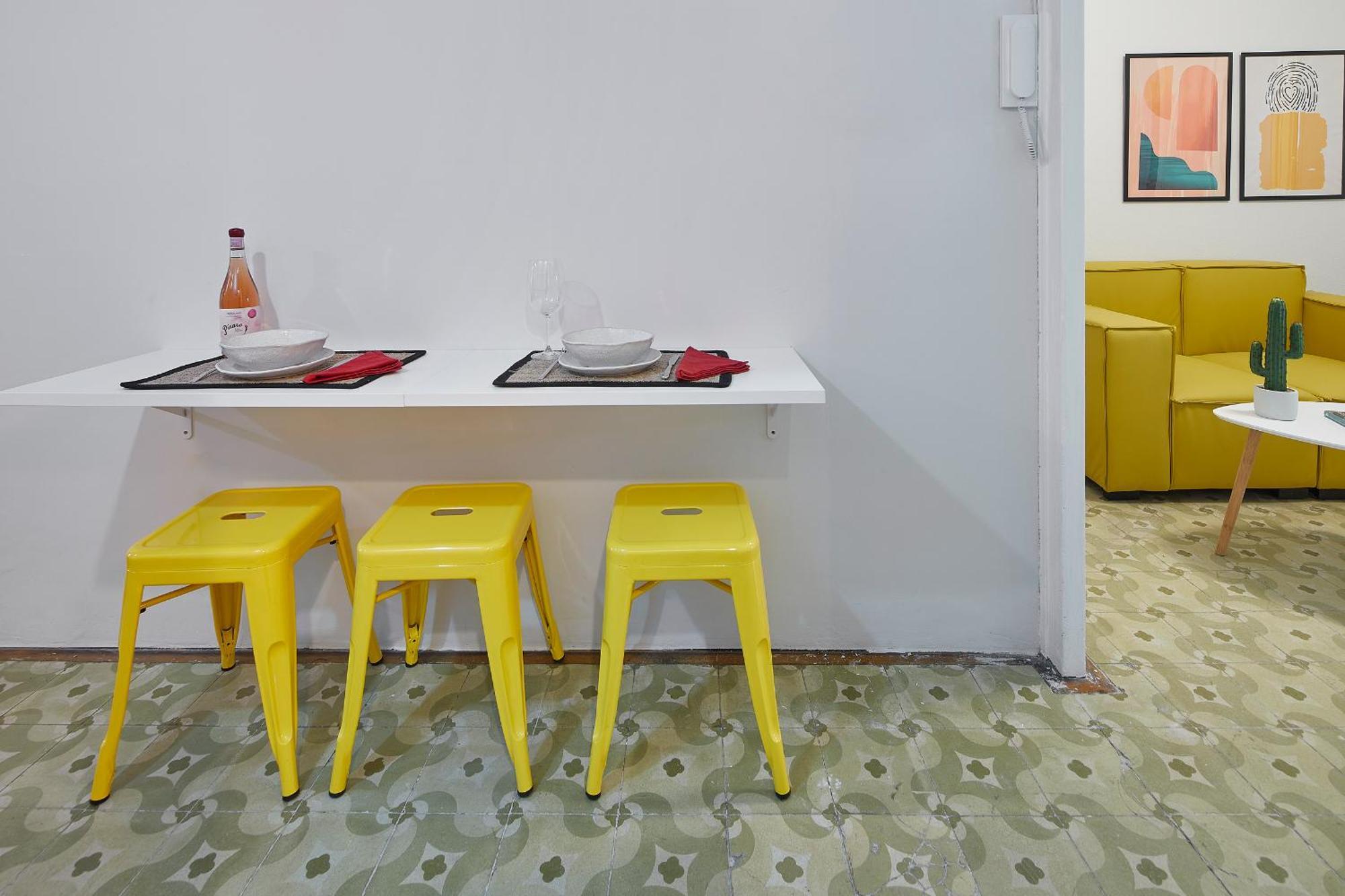 Girona 46 - 4 Bed & Breakfast